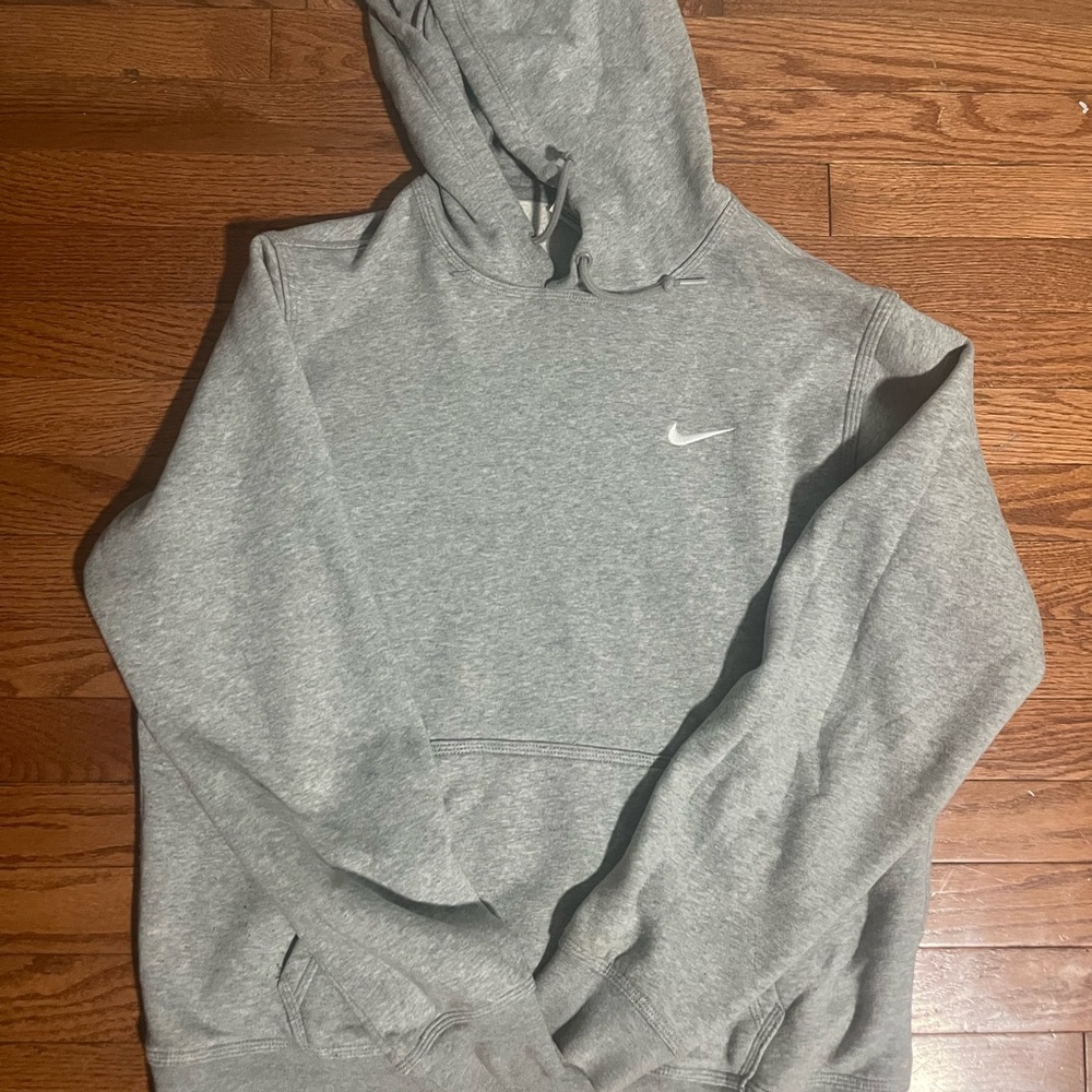 Nike Gray Sweater with Minimal Design and Relaxed Fit
